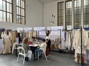 Brasil Eco Fashion apresenta moda sustentável do Brasil em Berlim em parceria com Abrimos
