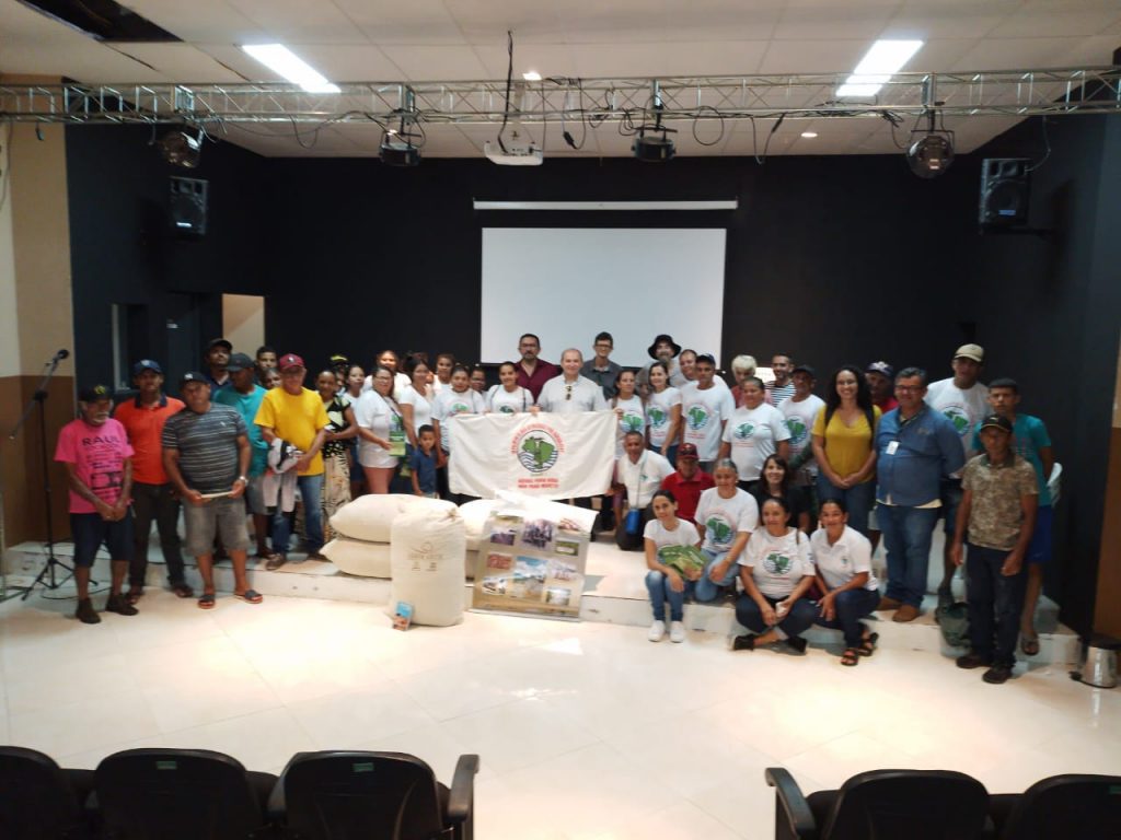 Agricultura familiar vai retomar cultura do cultivo do algodão em Itatuba - Paraiba